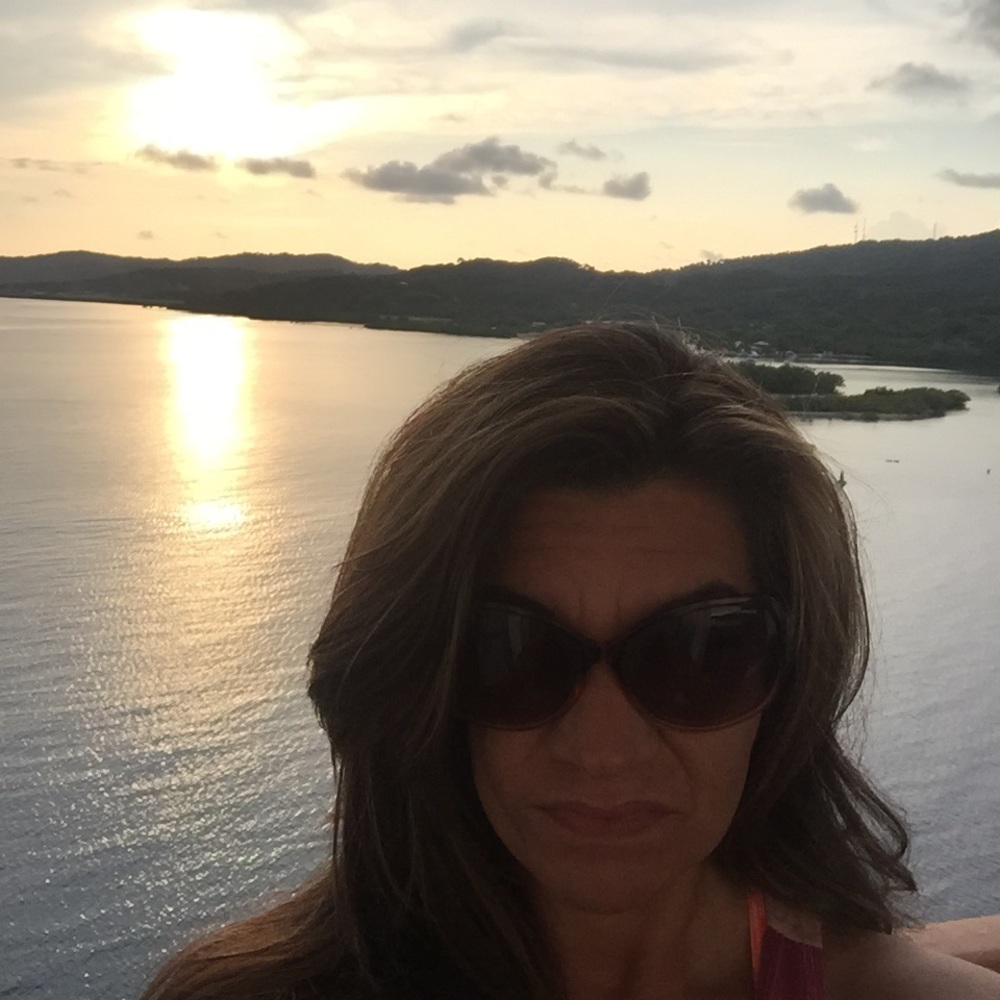 Meet your Posher, Christine